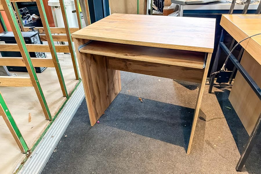 Schreibtisch, L-förmig